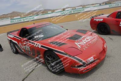 media/Jun-01-2025-CalClub SCCA (Sun) [[eae223c5dd]]/Around pit/